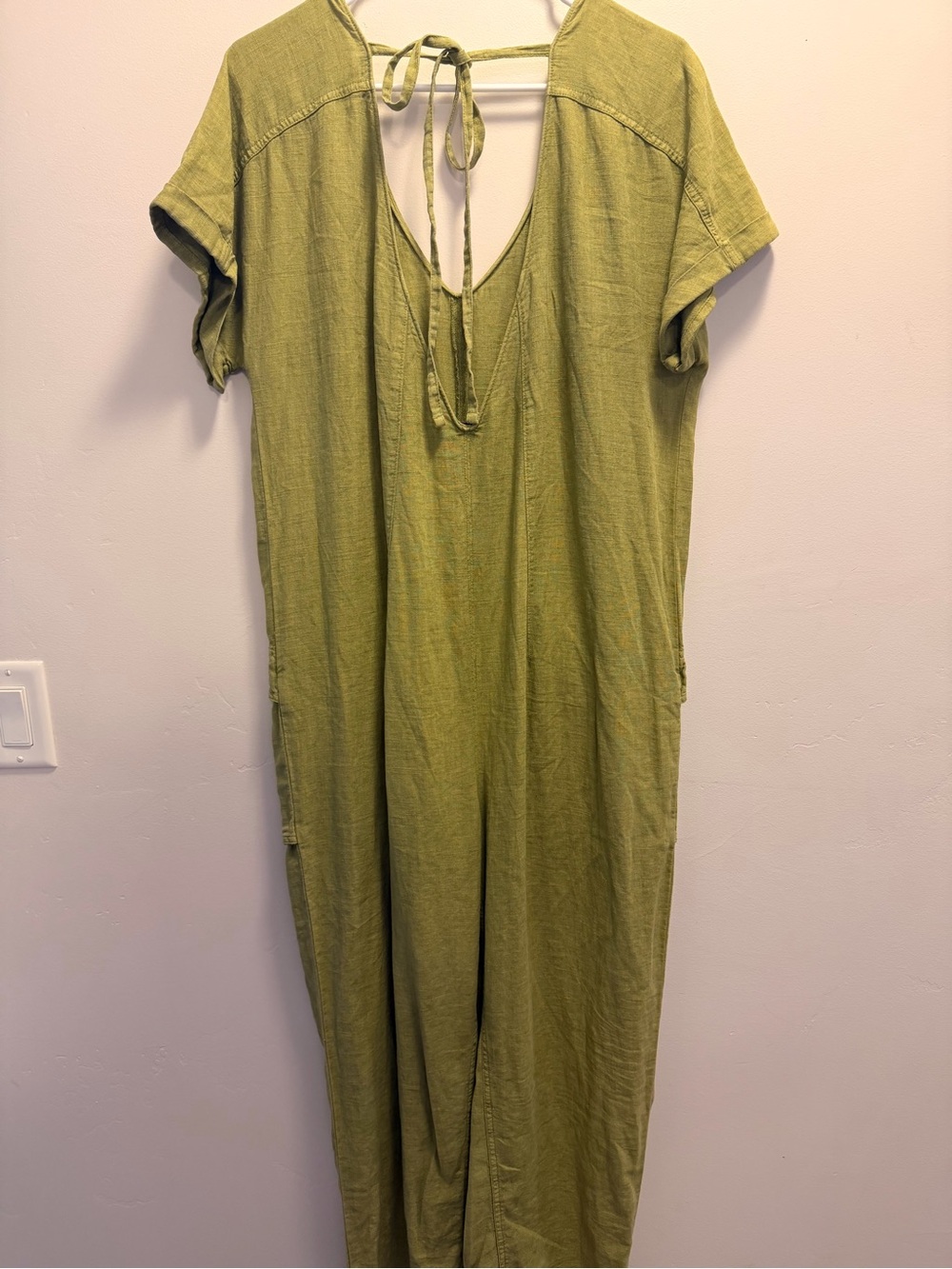 Like New Free People Olive Green Linen Jumpsuit with Front Pockets Size M - Picture 3 of 10